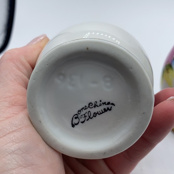 VTG Bone China Bud Vases Set - Picture 4 of 4